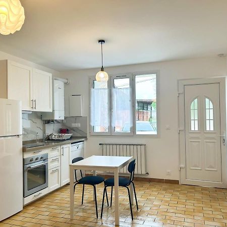 Mikihouse - Disneyland Bailly-Romainvilliers Buitenkant foto
