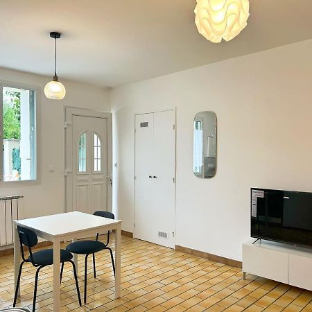 Mikihouse - Disneyland Bailly-Romainvilliers Buitenkant foto