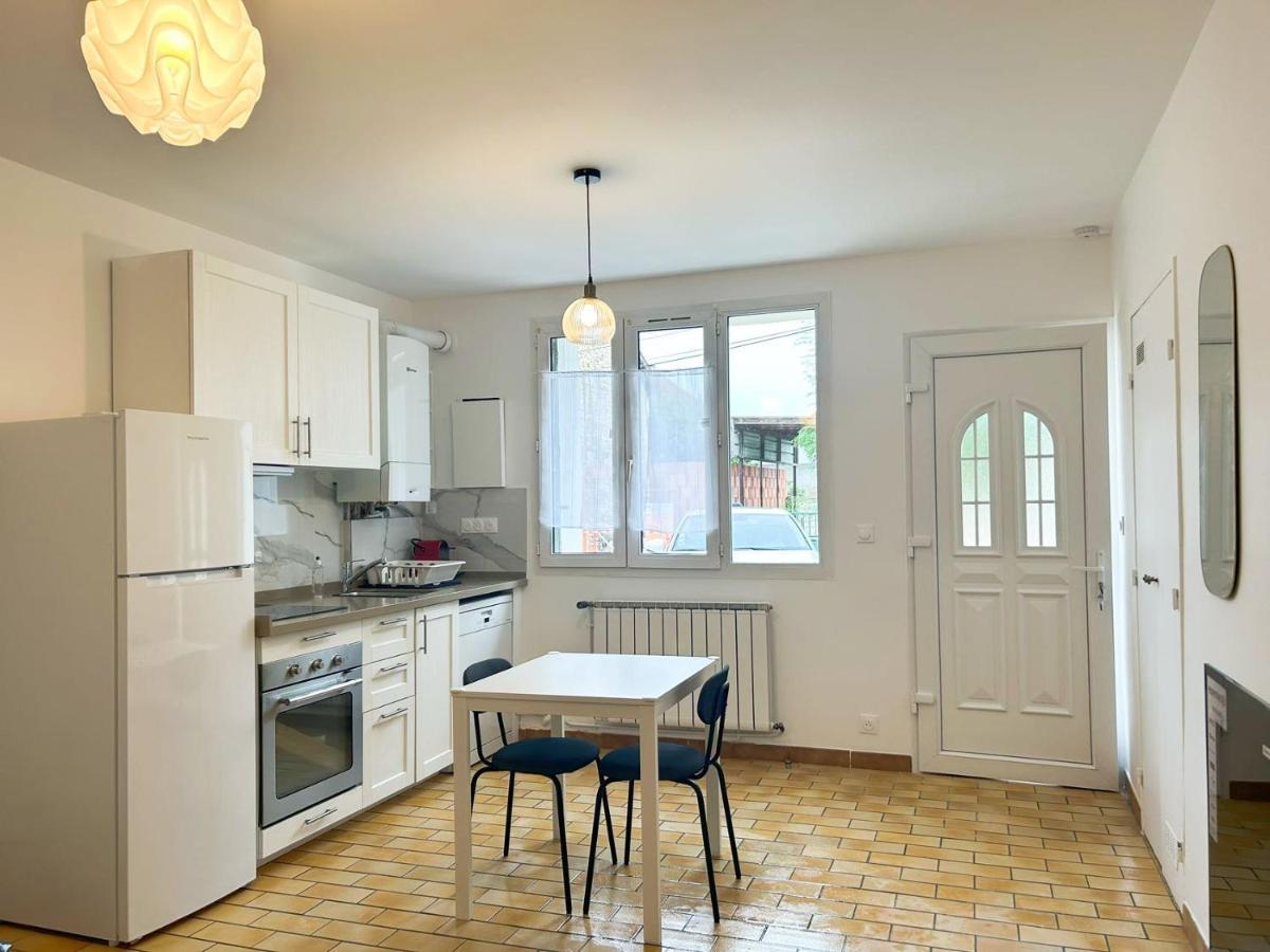Mikihouse - Disneyland Bailly-Romainvilliers Buitenkant foto